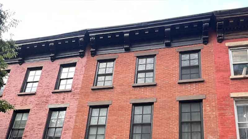 Cornice Painting Contractor in Brooklyn, NY